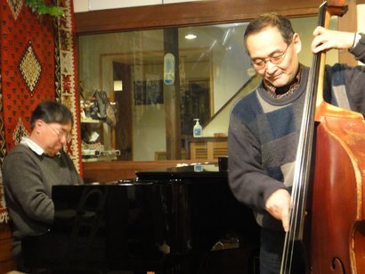 �V���N�}�y�c at Home