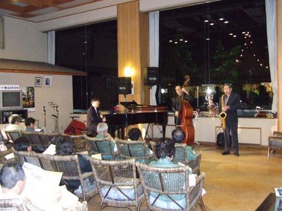 �V���N�}�y�c at Home