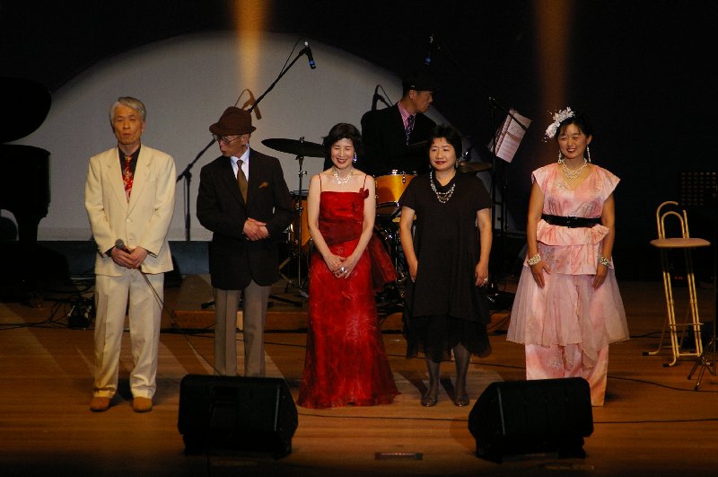 �V���N�}�y�c at Home