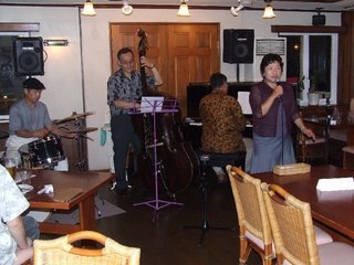 �V���N�}�y�c at Home