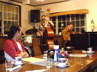 �V���N�}�y�c at Home