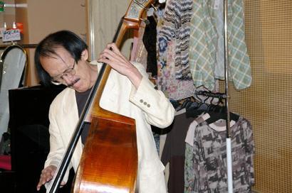 �V���N�}�y�c at Home