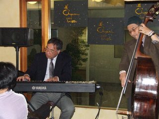 �V���N�}�y�c at Home