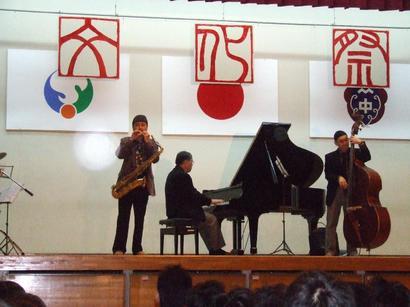 �V���N�}�y�c at Home