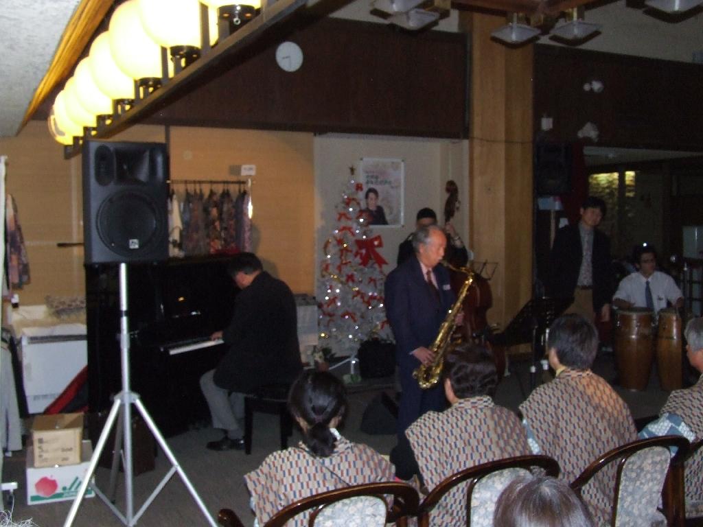 �V���N�}�y�c at Home