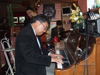 �V���N�}�y�c at Home