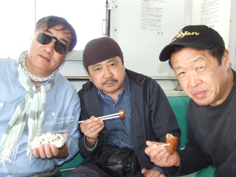 �V���N�}�y�c at Home