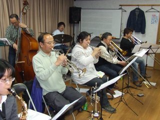 �V���N�}�y�c at Home