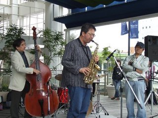 �V���N�}�y�c at Home