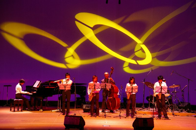 �V���N�}�y�c at Home