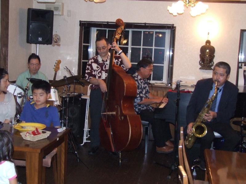 �V���N�}�y�c at Home