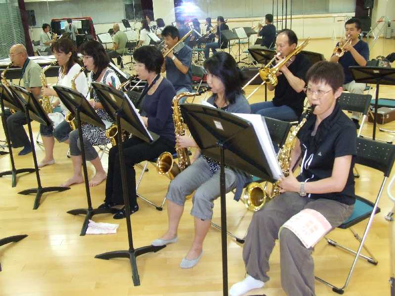 �V���N�}�y�c at Home