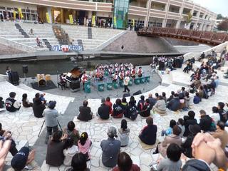 �V���N�}�y�c at Home