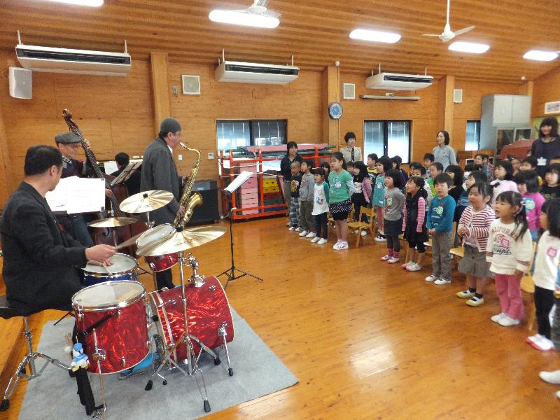 �V���N�}�y�c at Home