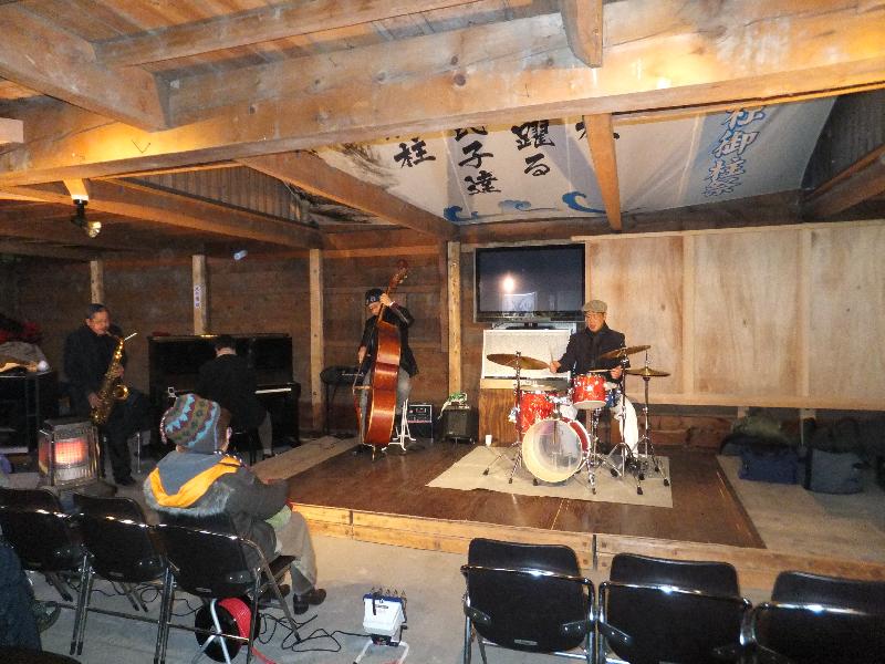 �V���N�}�y�c at Home