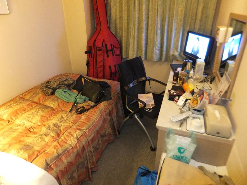 �V���N�}�y�c at Home