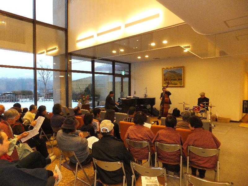 �V���N�}�y�c at Home