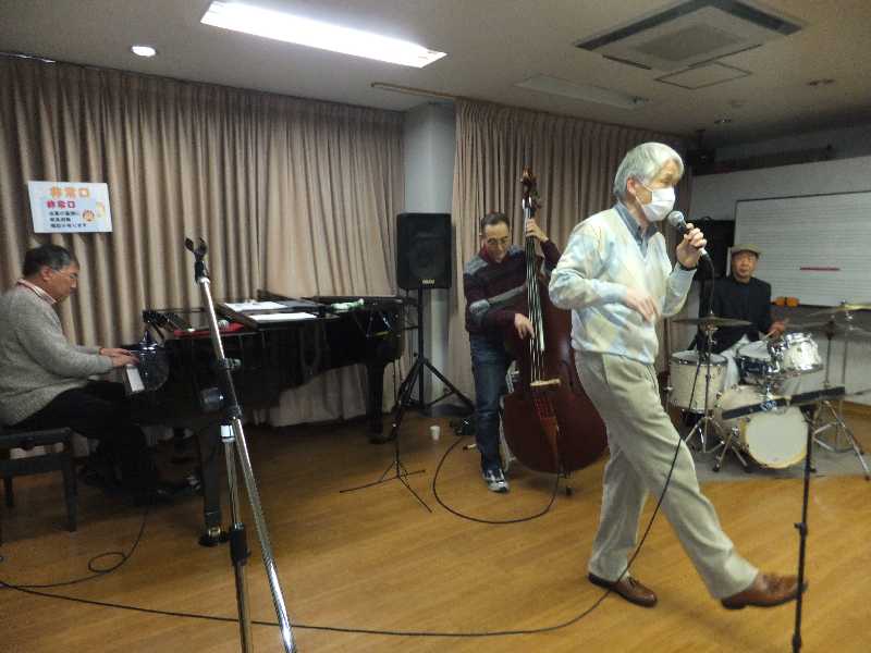 �V���N�}�y�c at Home