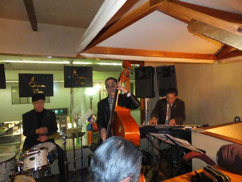 �V���N�}�y�c at Home