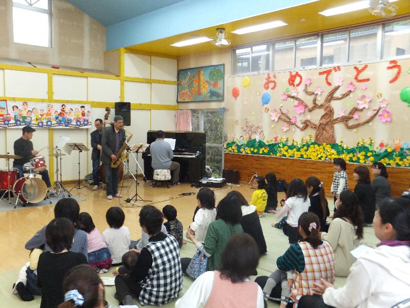 �V���N�}�y�c at Home