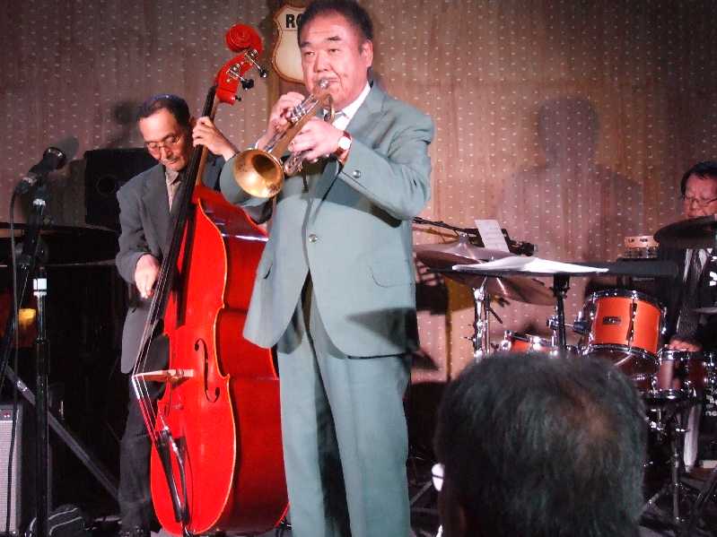 �V���N�}�y�c at Home