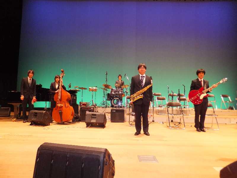 �V���N�}�y�c at Home