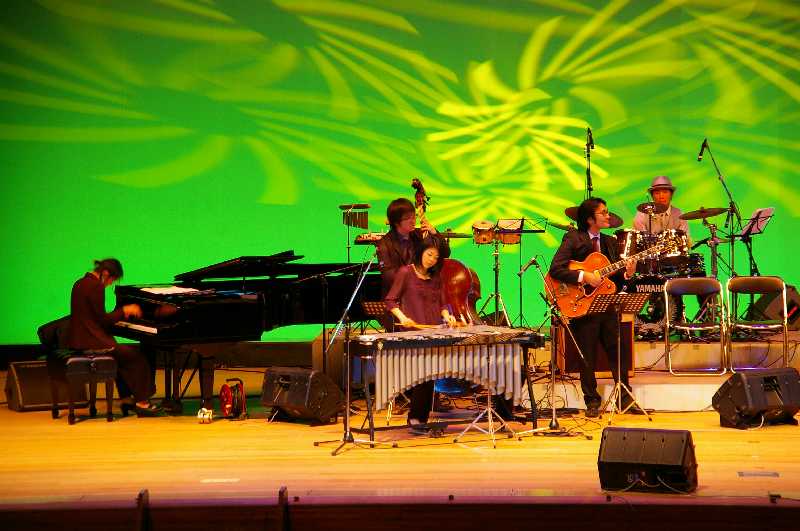 �V���N�}�y�c at Home