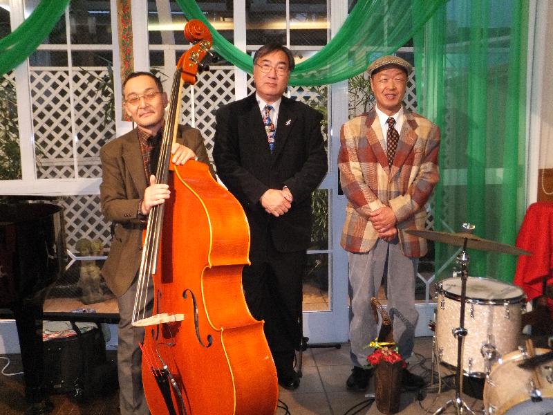 �V���N�}�y�c at Home