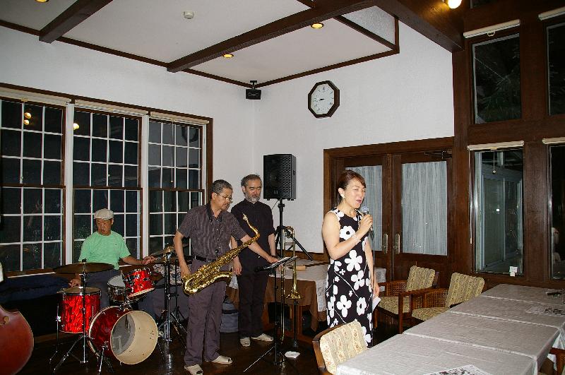 �V���N�}�y�c at Home