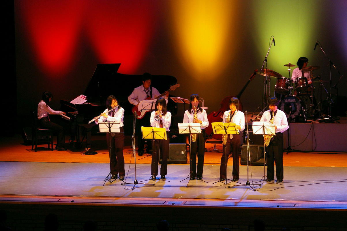 �V���N�}�y�c at Home