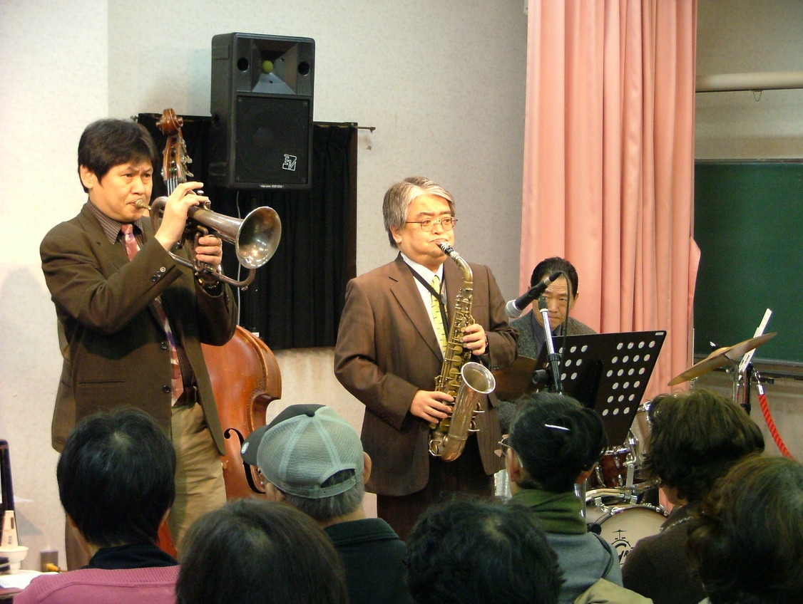 �V���N�}�y�c at Home